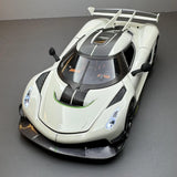 Koenigsegg 2021 Jesko Attack wit 1:24 – diecast displaymodel
