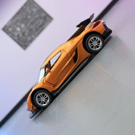 Koenigsegg 2021 Jesko Attack gul 1:32 – pressgjuten visningsmodell