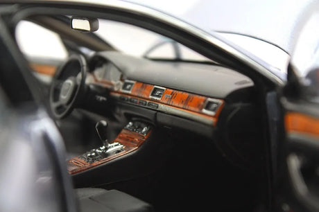 [Kyosho] 1:18 Audi 2007 A8 4.2 TDI D3 Blue Model Car Die-Cast