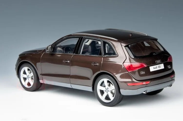 [Kyosho] 1:18 Audi 2008 Q5 Brown Model Car Die-Cast