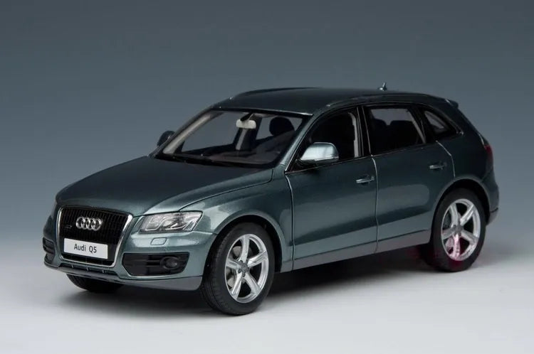 [Kyosho] 1:18 Audi 2008 Q5 Gray Model Car Die-Cast