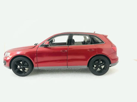 [Kyosho] 1:18 Audi 2008 Q5 Red Model Car Die-Cast