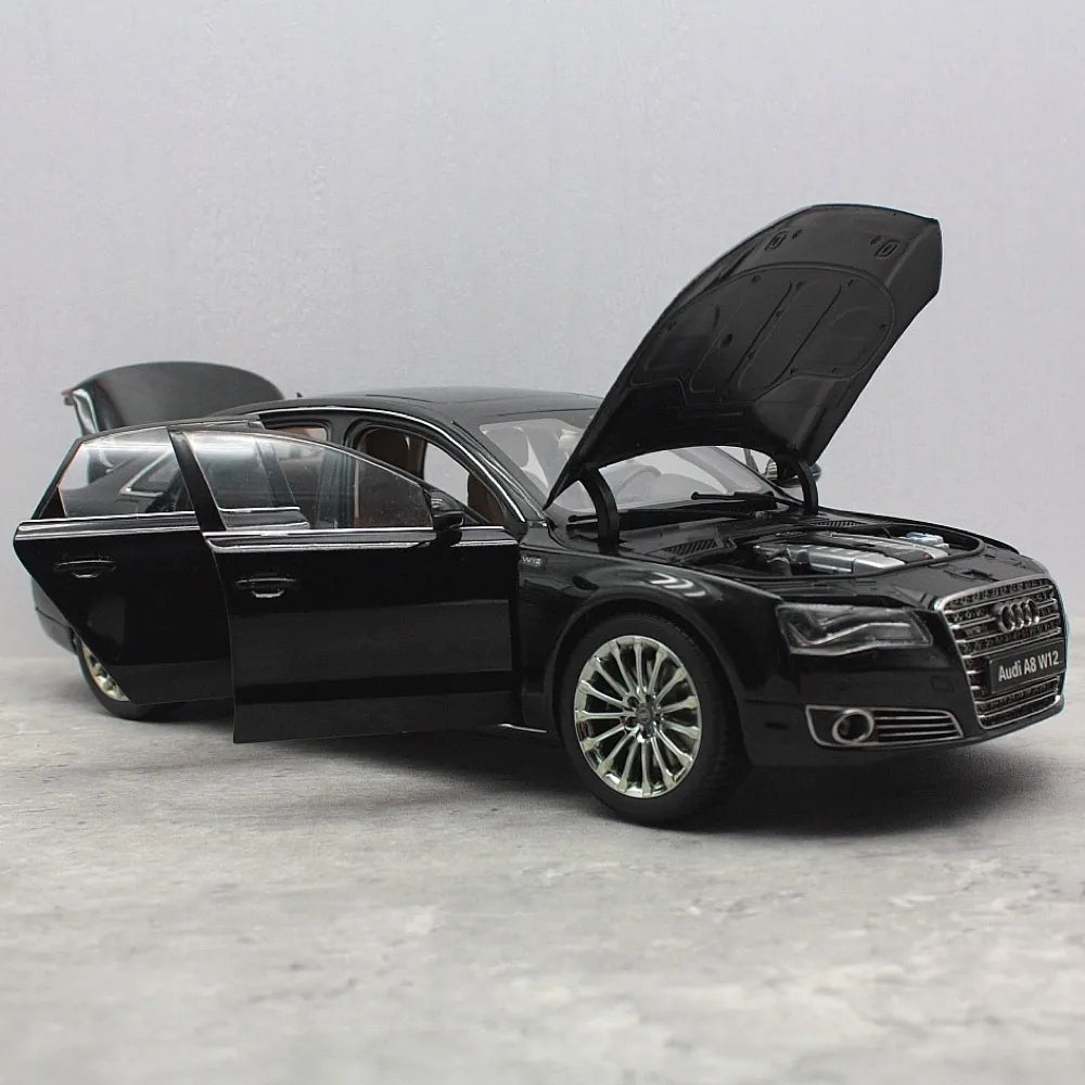 [Kyosho] 1:18 Audi 2010 A8L W12 D4 Black Model Car Die-Cast