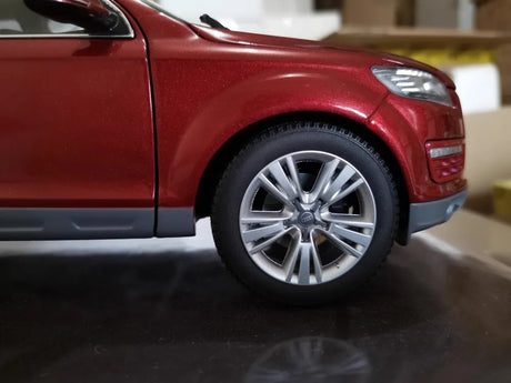 [Kyosho] 1:18 Audi 2010 Q7 Facelift Red Model Car Die-Cast