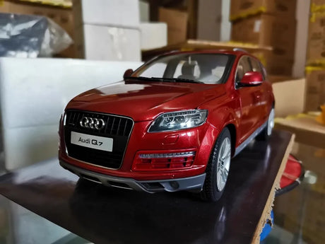 [Kyosho] 1:18 Audi 2010 Q7 Facelift Red Model Car Die-Cast