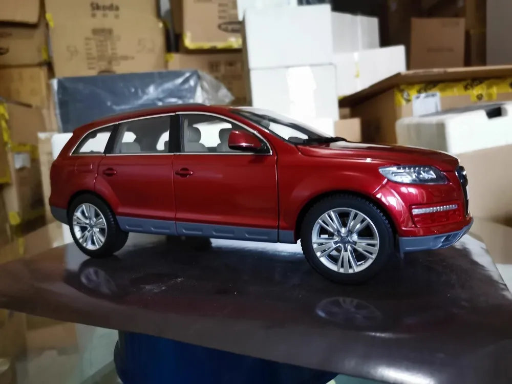 [Kyosho] 1:18 Audi 2010 Q7 Facelift Red Model Car Die-Cast