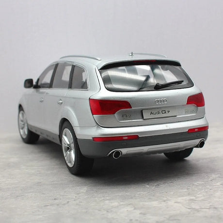 [Kyosho] 1:18 Audi 2010 Q7 Facelift Silver Model Car Die-Cast