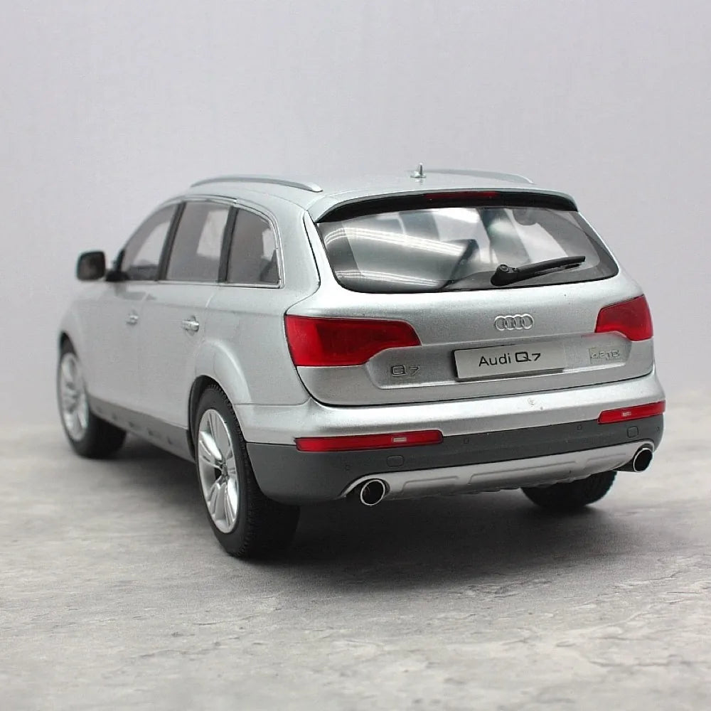 [Kyosho] 1:18 Audi 2010 Q7 Facelift argento modellino di auto Die-Cast