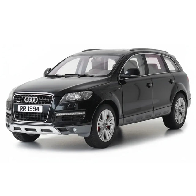 [Kyosho] 1:18 Audi 2010 Q7 Facelift ブラック モデルカー Die-Cast