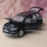 [Kyosho] 1:18 Audi 2010 Q7 Facelift ブラック モデルカー Die-Cast