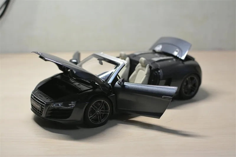 [Kyosho] 1:18 Audi 2010 R8 Spyder Gray Model Car Die-Cast