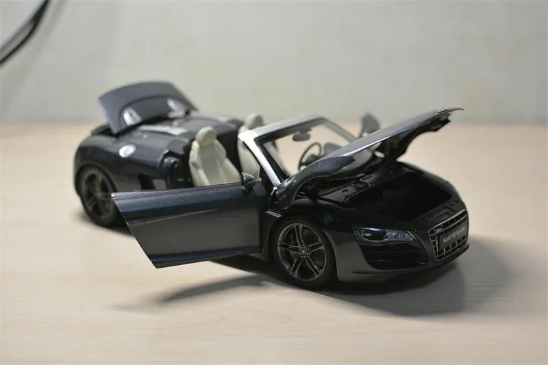 [Kyosho] 1:18 Audi 2010 R8 Spyder Gray Model Car Die-Cast