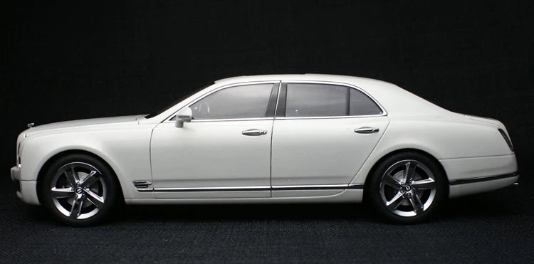 [Kyosho] 1:18 Bentley 2010 Mulsanne White Model Car Die-Cast
