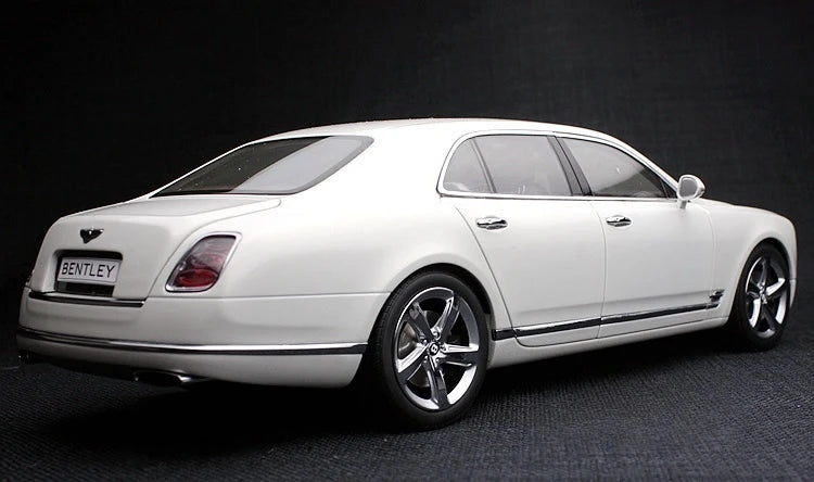 [Kyosho] 1:18 Bentley 2010 Mulsanne White Model Car Die-Cast
