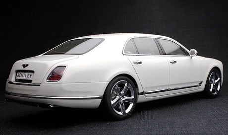 [Kyosho] 1:18 Bentley 2010 Mulsanne White Model Car Die-Cast