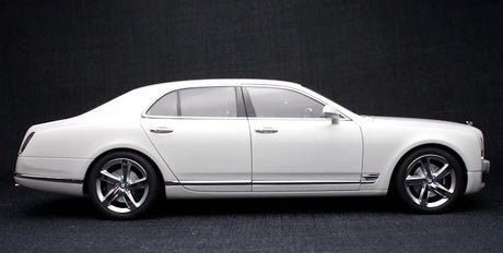 [Kyosho] 1:18 Bentley 2010 Mulsanne White Model Car Die-Cast