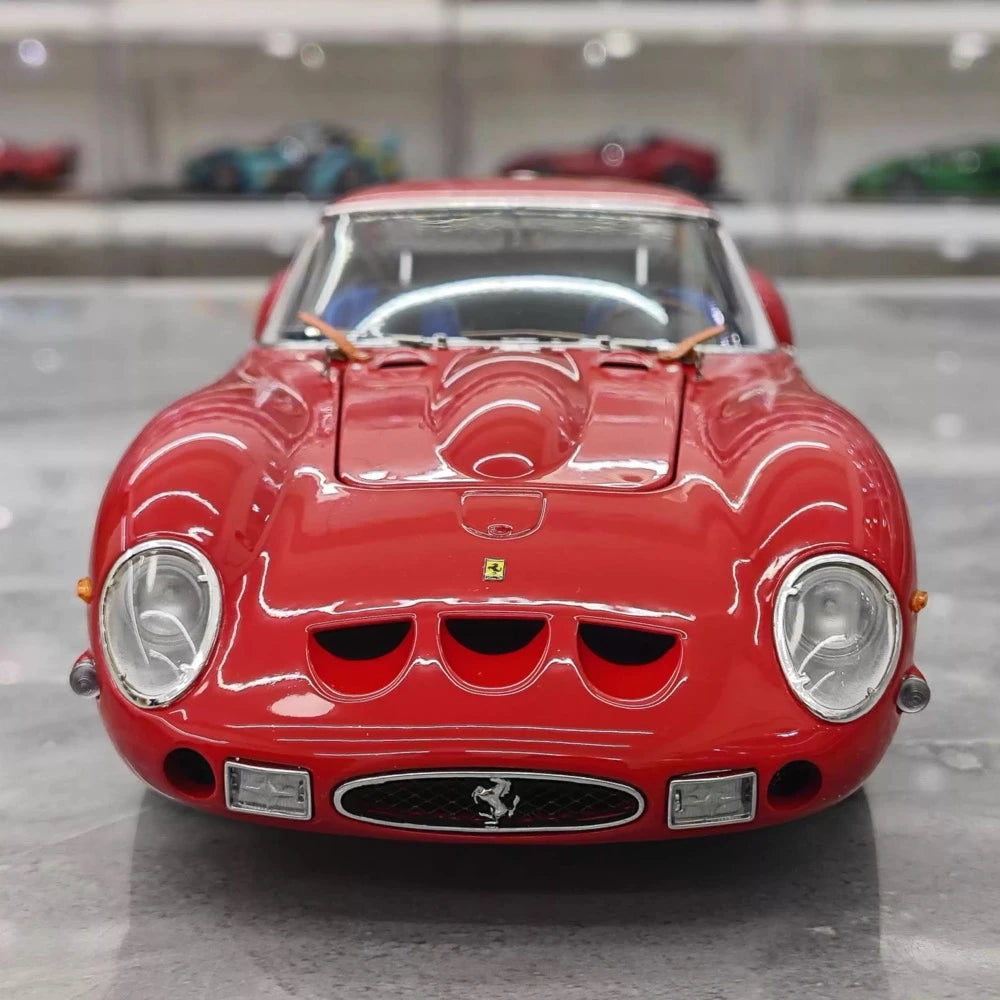 [Kyosho] 1:18 Ferrari 1962 250 GTO Red Model Car Die-Cast