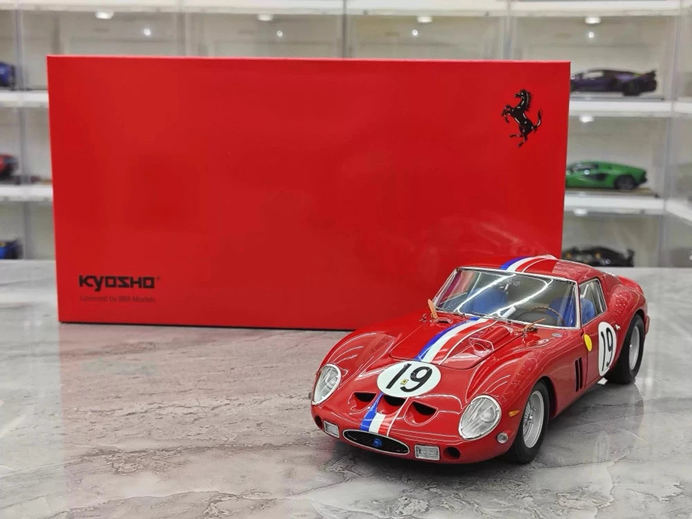 [Kyosho] 1:18 Ferrari 1962 250 GTO Red Racing Livery #19 Model Car Die-Cast