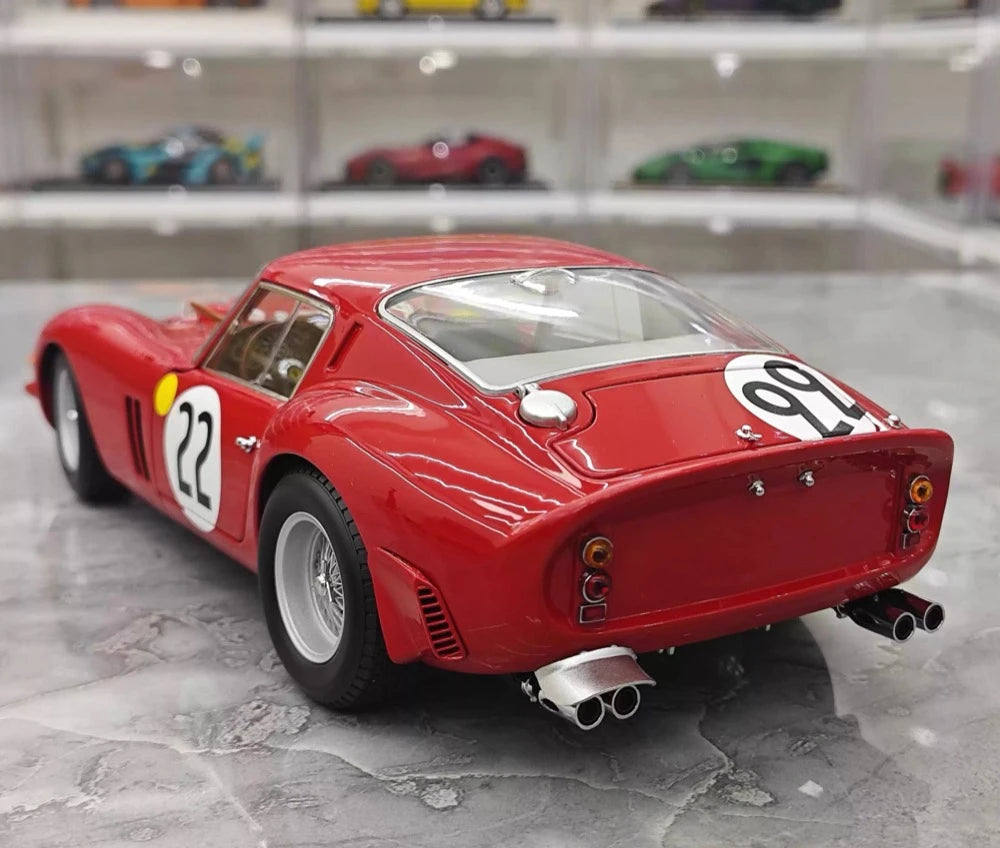 [Kyosho] 1:18 Ferrari 1962 250 GTO Red Racing Livery #22 Model Car Die-Cast