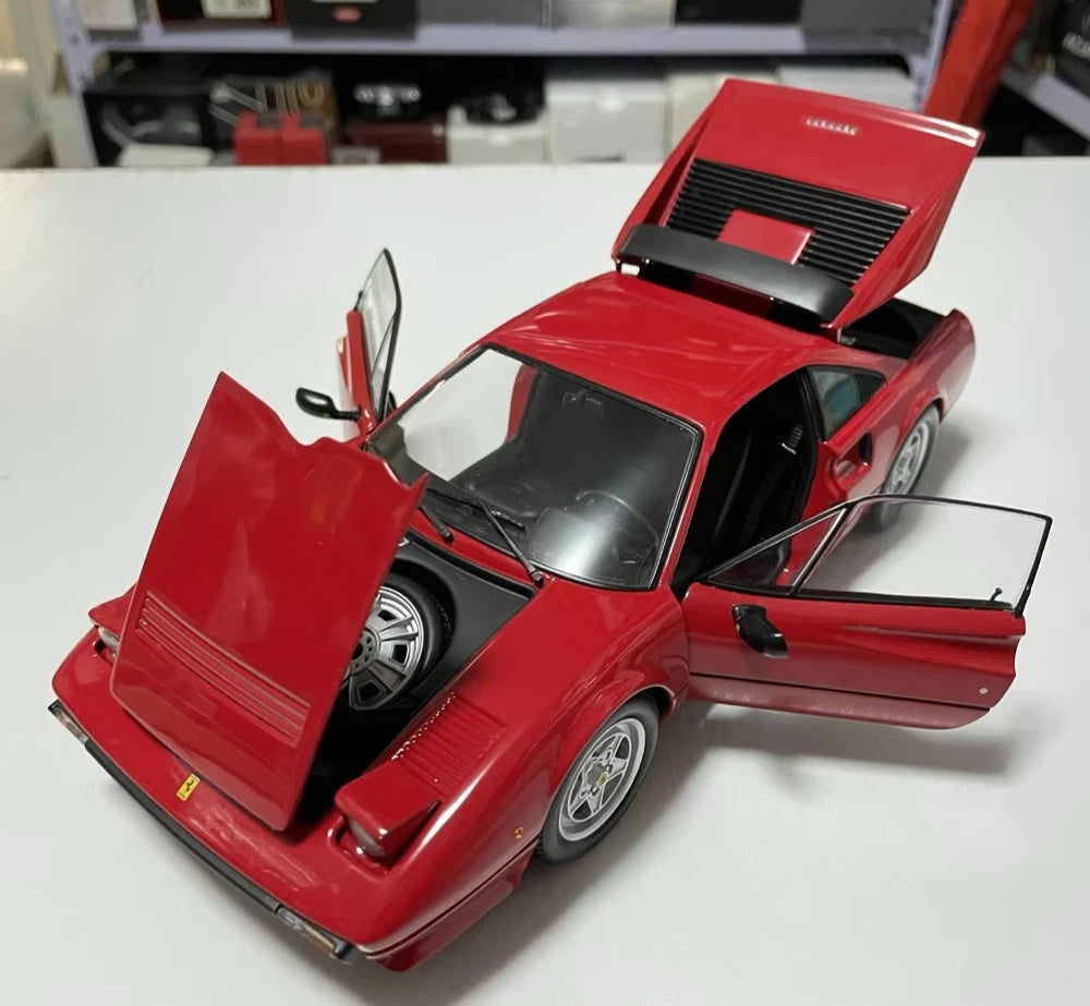 [Kyosho] 1:18 Ferrari 1982 308 GTB QV rosso modellino di auto Die-Cast
