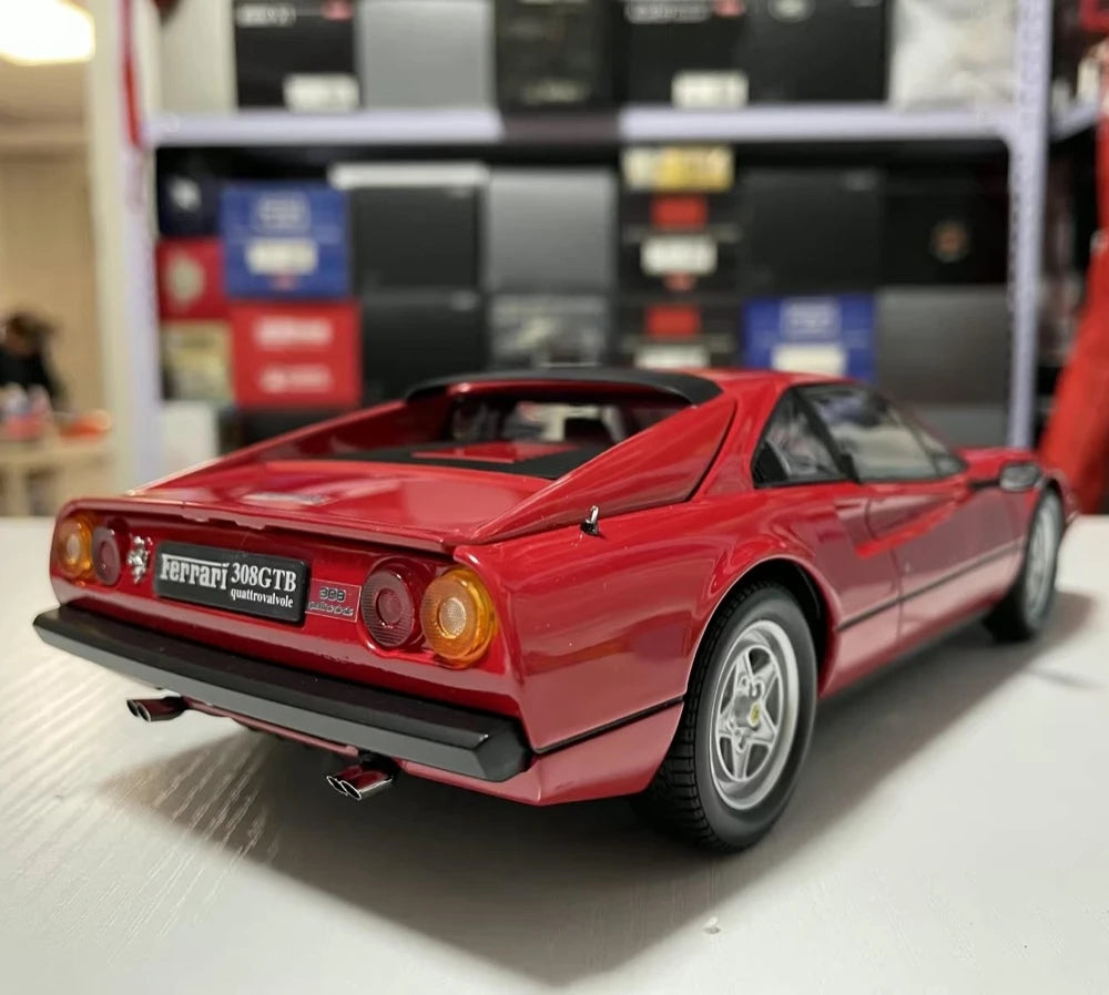 [Kyosho] 1:18 Ferrari 1982 308 GTB QV Red Model Car Die-Cast