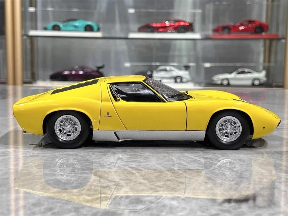 [Kyosho] 1:18 Lamborghini 1966 Miura P400 Yellow Model Car Die-Cast