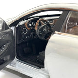 [Kyosho] 1:18 Mercedes-Benz 2004 CLS500 Silver Model Car Die-Cast