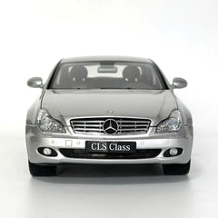 [Kyosho] 1:18 Mercedes-Benz 2004 CLS500 Silver Model Car Die-Cast