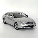 [Kyosho] 1:18 Mercedes-Benz 2004 CLS500 Silver Model Car Die-Cast