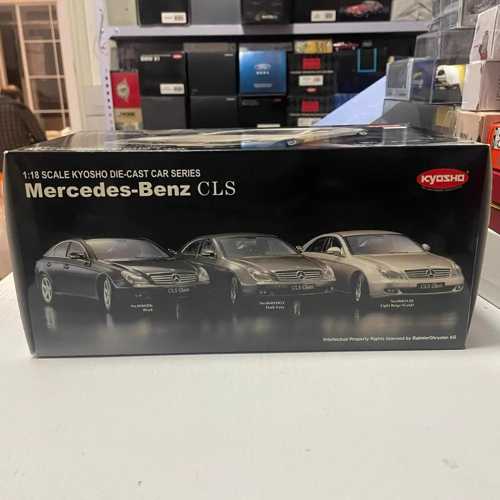 [Kyosho] 1:18 Mercedes-Benz 2004 CLS500 Black Model Car Die-Cast