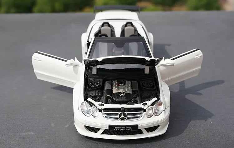 [Kyosho] 1:18 Mercedes-Benz 2006 CLK DTM AMG Cabriolet valkoinen pienoismalli Die-Cast
