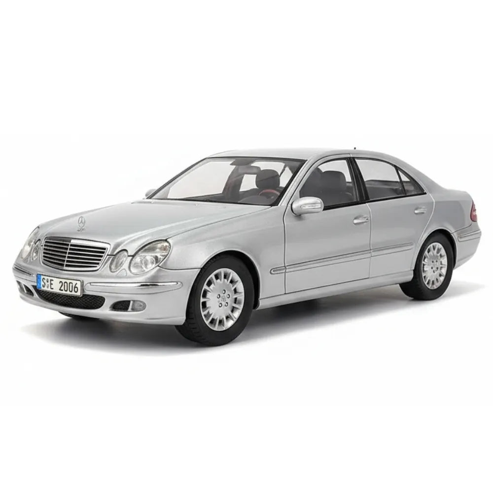 [Kyosho] 1:18 Mercedes-Benz 2007 E-Class W211 E280 Silver Model Car Die-Cast