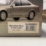 [Kyosho] 1:18 Mercedes-Benz 2007 E-Class W211 E280 Blue Model Car Die-Cast