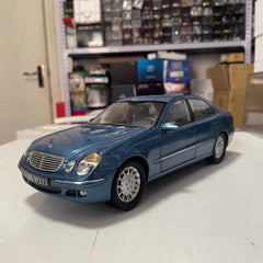 [Kyosho] 1:18 Mercedes-Benz 2007 E-Class W211 E280 Blue Model Car Die-Cast