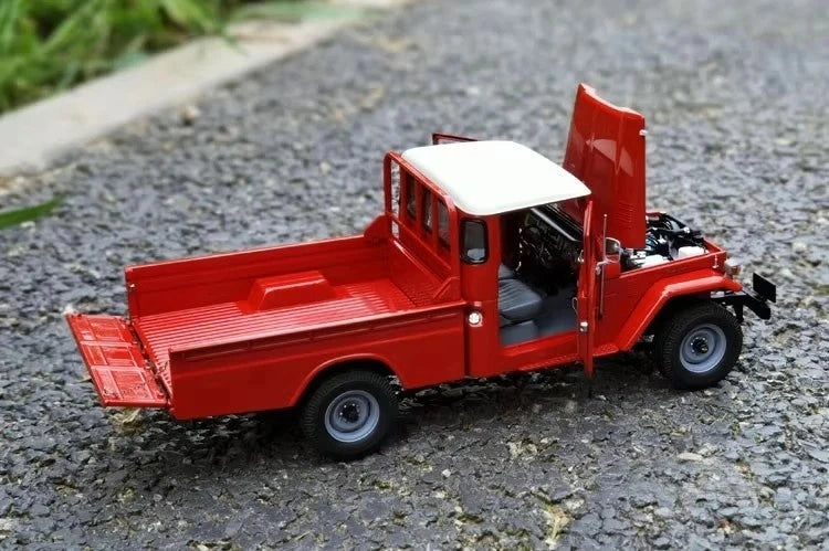 [Kyosho] 1:18 Toyota 1980 Land Cruiser LC40 Pickup Red Model Car Die-Cast