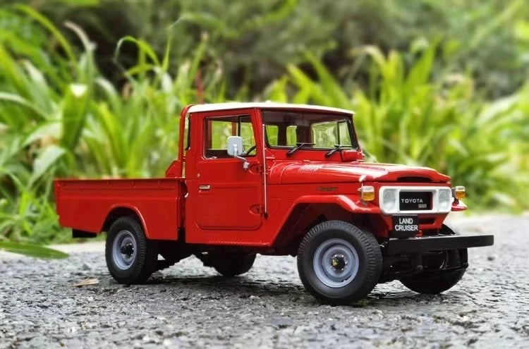 [Kyosho] 1:18 Toyota 1980 Land Cruiser LC40 Pickup Red Model Car Die-Cast