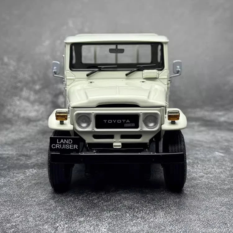 [Kyosho] 1:18 Toyota 1980 Land Cruiser LC40 Pickup White Model Car Die-Cast