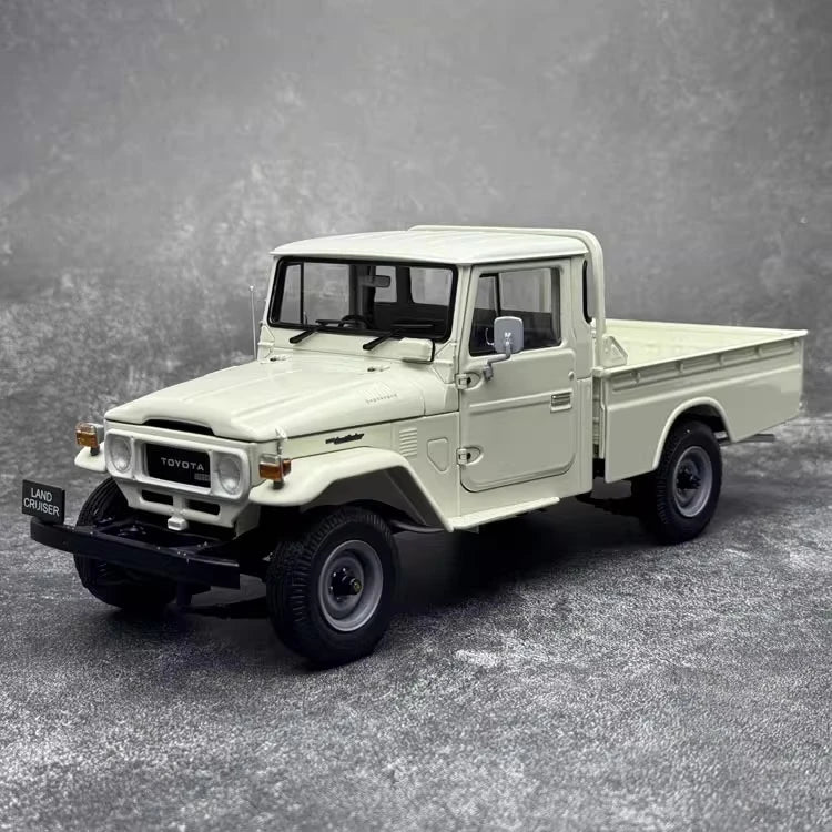 [Kyosho] 1:18 Toyota 1980 Land Cruiser LC40 Pickup White Model Car Die-Cast