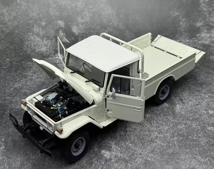 [Kyosho] 1:18 Toyota 1980 Land Cruiser LC40 Pickup White Model Car Die-Cast