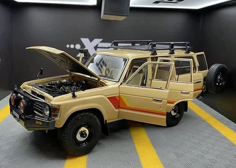 [Kyosho] 1:18 Toyota 1987 Land Cruiser LC60 Modified geel modelauto Die-Cast