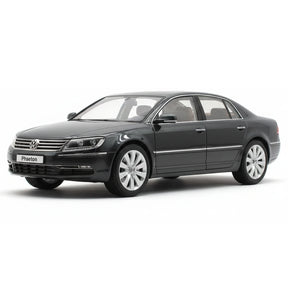 [Kyosho] 1:18 Volkswagen 2011 Phaeton Black Model Car Die-Cast