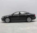 [Kyosho] 1:18 Volkswagen 2011 Phaeton Black Model Car Die-Cast