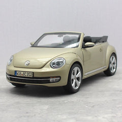 [Kyosho] 1:18 Volkswagen 2013 Beetle Convertible Gold Model Car Die-Cast