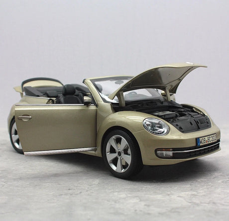 [Kyosho] 1:18 Volkswagen 2013 Beetle Convertible Gold Model Car Die-Cast