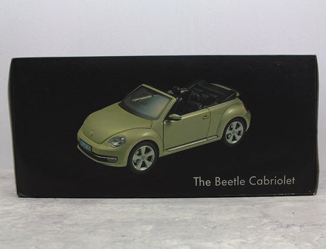 [Kyosho] 1:18 Volkswagen 2013 Beetle Convertible Gold Model Car Die-Cast