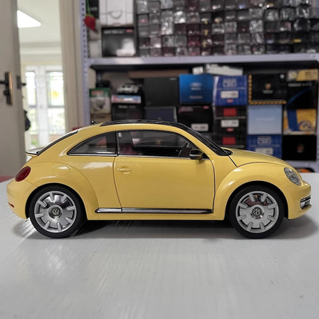 [Kyosho] 1:18 Volkswagen 2013 Beetle Coupe Yellow Model Car Die-Cast