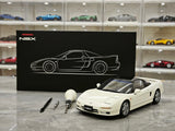 LCD Honda 1990 NSX NA1 White 1:18 – Sammelobjekt aus Druckguss