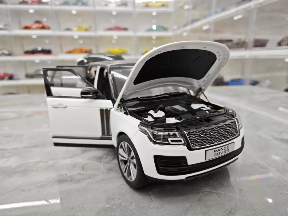 [LCD] 1:18 Land Rover 2020 Range Rover SVA bianco modellino di auto Die-Cast