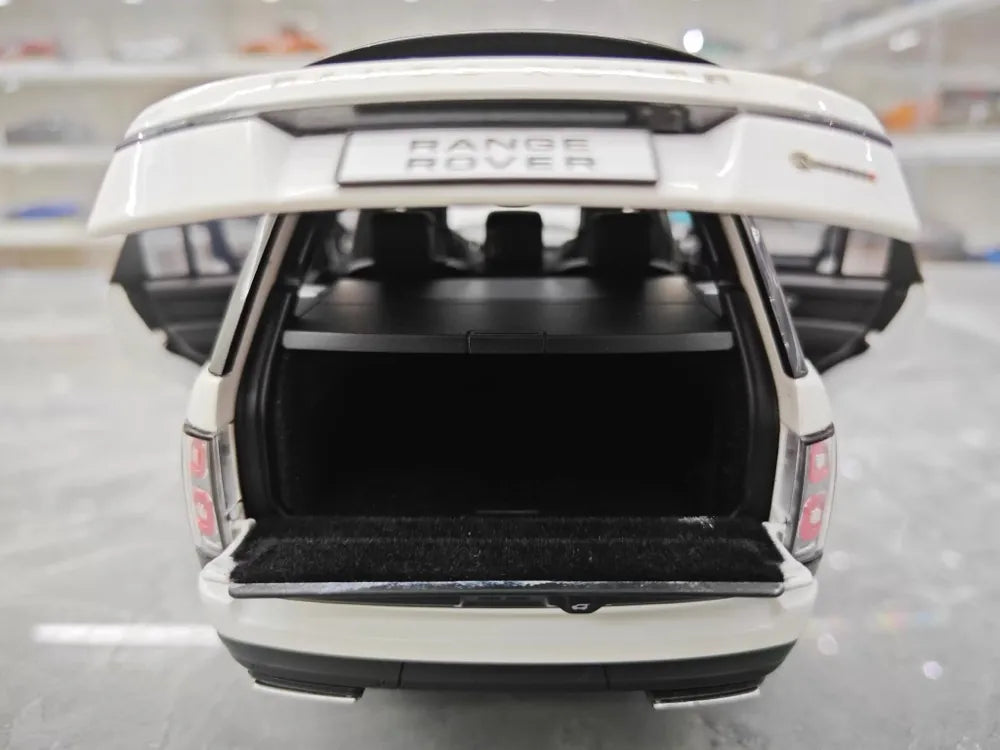 [LCD] 1:18 Land Rover 2020 Range Rover SVA White Model Car Die-Cast