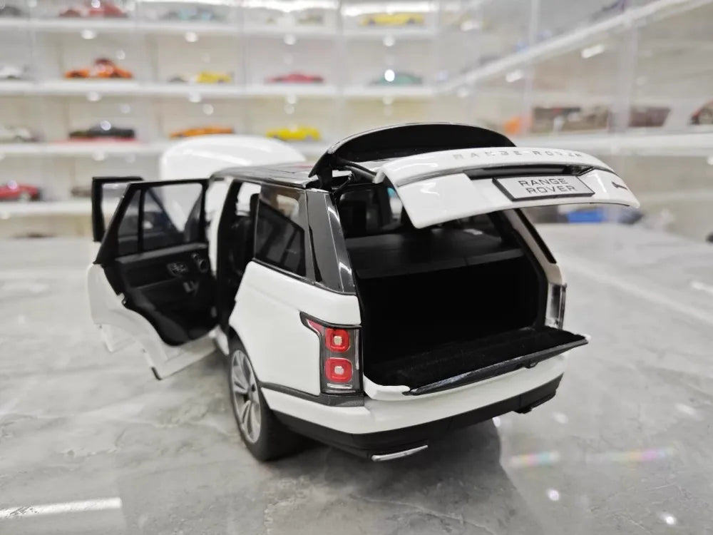 [LCD] 1:18 Land Rover 2020 Range Rover SVA bianco modellino di auto Die-Cast